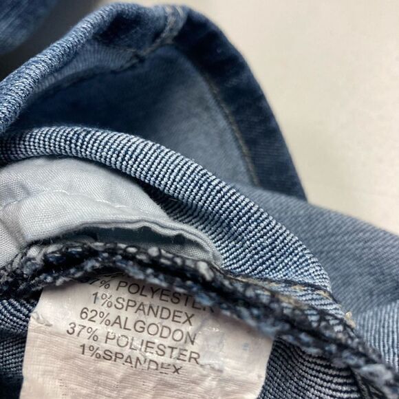 REWIND, Women’s Jean Shorts, Blue, Size 9, distressed - Picture 5 of 13